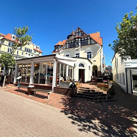 Logierhaus Am 아파트 방어로게